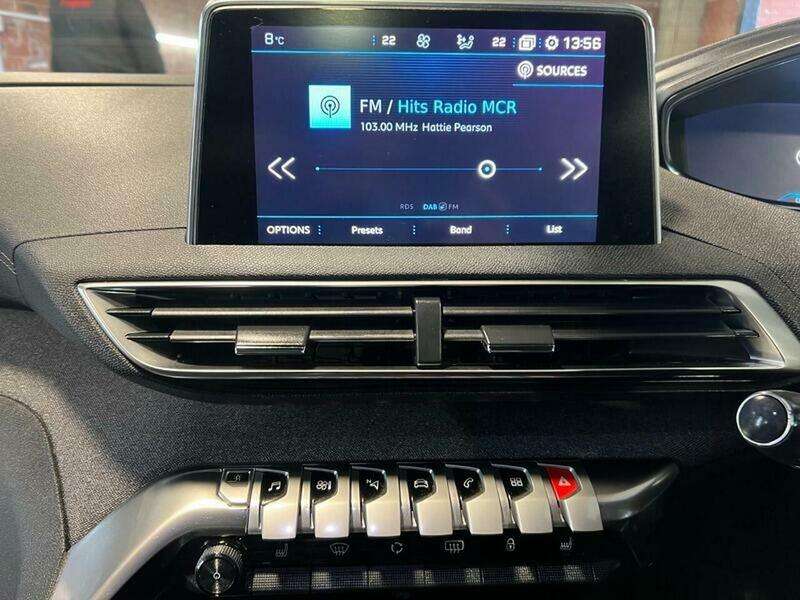 2019 PEUGEOT 3008 2019 PEUGEOT 3008