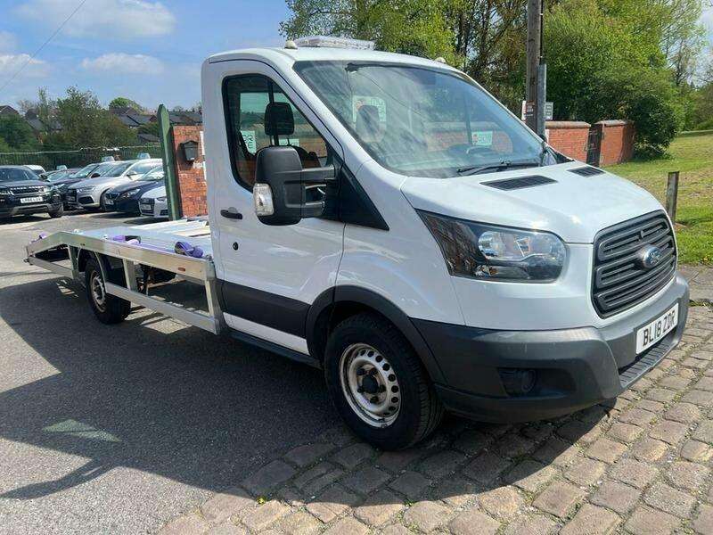 A 2018 FORD TRANSIT 350 L3 C/C A 2018 FORD TRANSIT 350 L3 C/C
