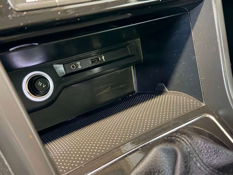 2018 VOLKSWAGEN TOURAN 2018 VOLKSWAGEN TOURAN