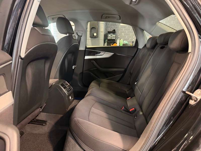 2016 AUDI A4 2016 AUDI A4