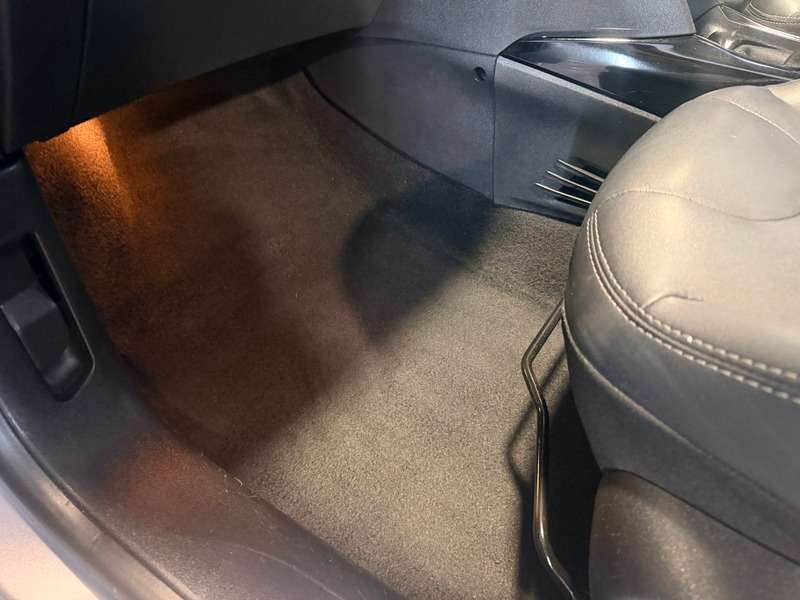 2017 PEUGEOT 2008 2017 PEUGEOT 2008