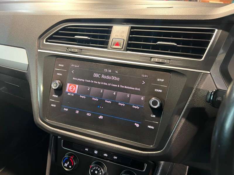 2017 VOLKSWAGEN TIGUAN 2017 VOLKSWAGEN TIGUAN