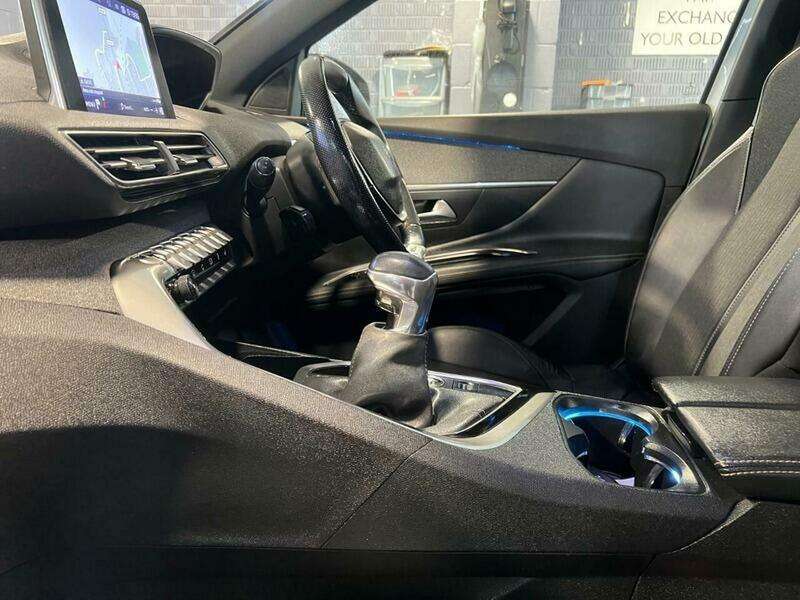 2019 PEUGEOT 3008 2019 PEUGEOT 3008