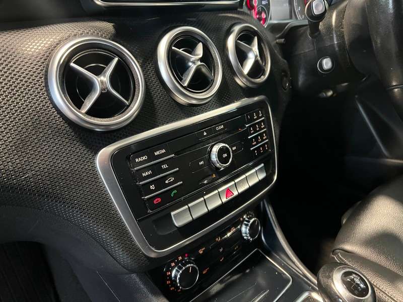 2017 MERCEDES-BENZ A CLASS 2017 MERCEDES-BENZ A CLASS