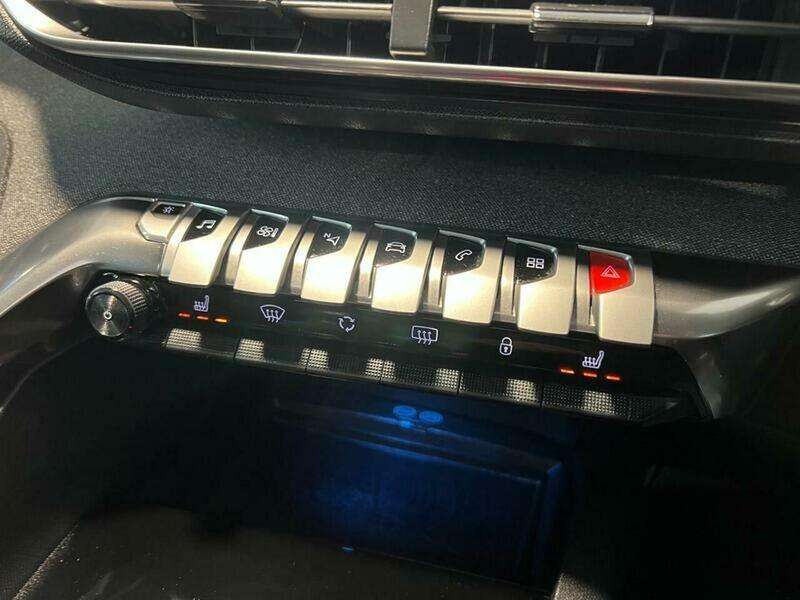 2019 PEUGEOT 3008 2019 PEUGEOT 3008