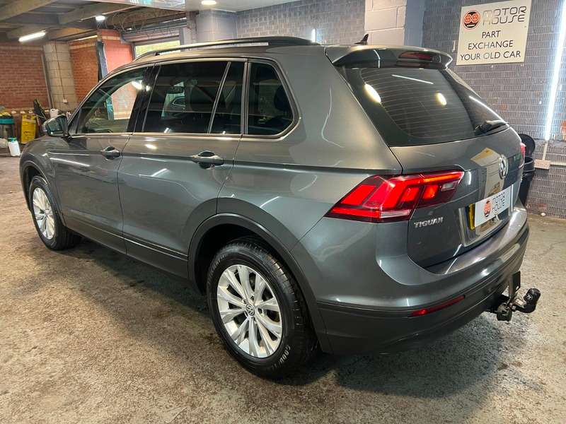2017 VOLKSWAGEN TIGUAN 2017 VOLKSWAGEN TIGUAN