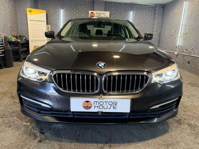 A 2018 BMW 5 SERIES 2.0 530e 9.2kWh SE Auto Euro 6 (s/s) A 2018 BMW 5 SERIES 2.0 530e 9.2kWh SE Auto Euro 6 (s/s)