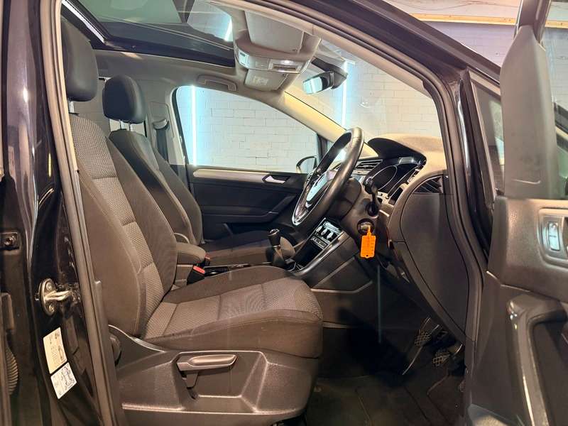 2018 VOLKSWAGEN TOURAN 2018 VOLKSWAGEN TOURAN