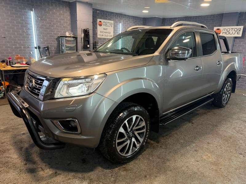 A 2017 NISSAN NAVARA 2.3 dCi Tekna Pickup Double Cab Auto 4WD Euro 6 A 2017 NISSAN NAVARA 2.3 dCi Tekna Pickup Double Cab Auto 4WD Euro 6