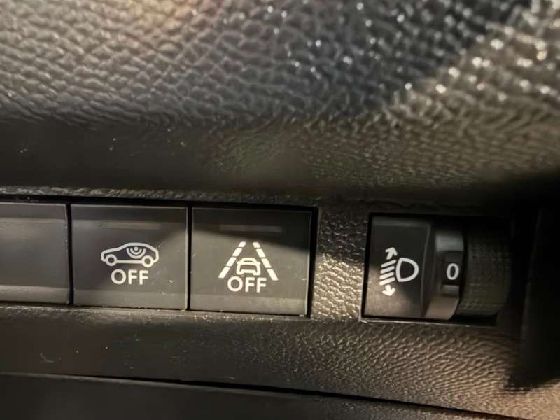 2020 PEUGEOT 2008 2020 PEUGEOT 2008