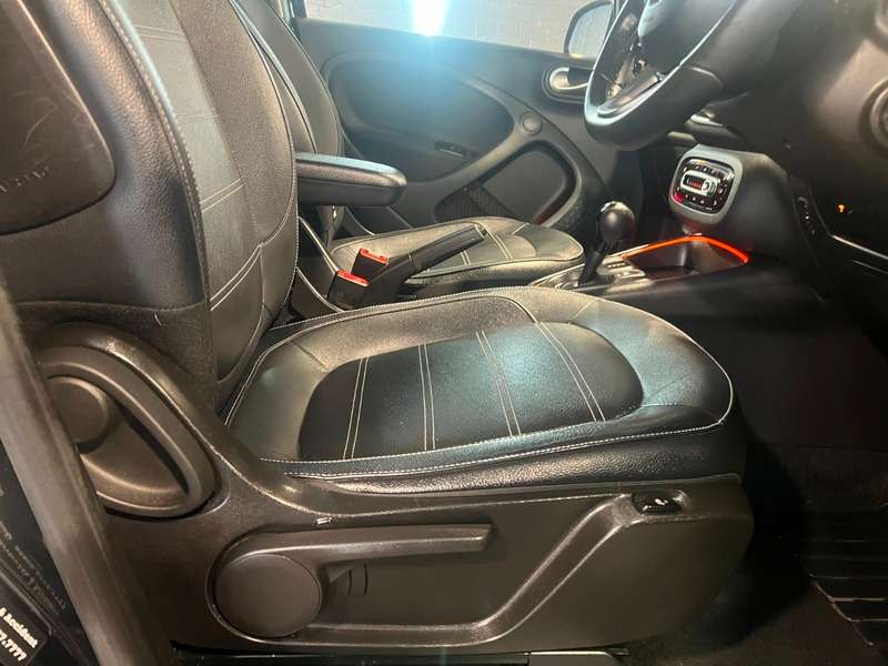 2021 SMART FORFOUR 2021 SMART FORFOUR