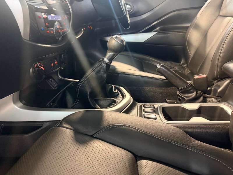 2016 NISSAN NAVARA 2016 NISSAN NAVARA