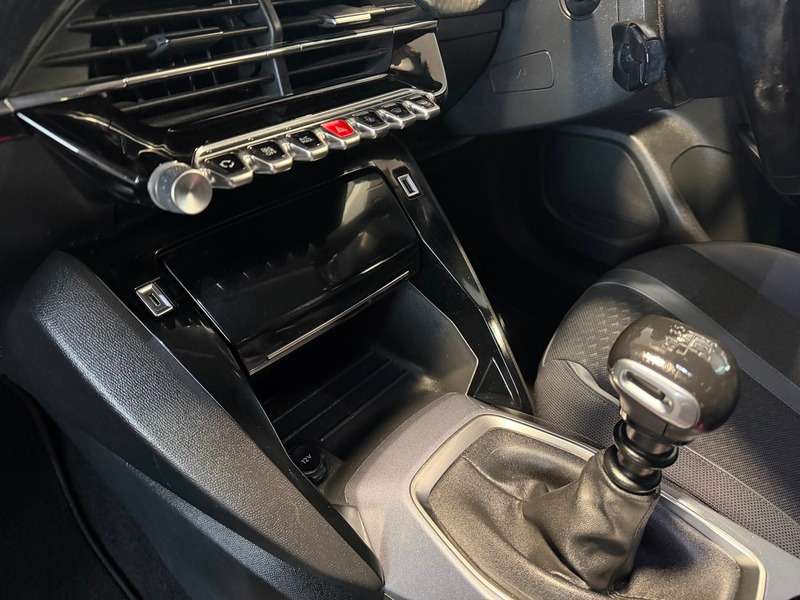 2020 PEUGEOT 2008 2020 PEUGEOT 2008