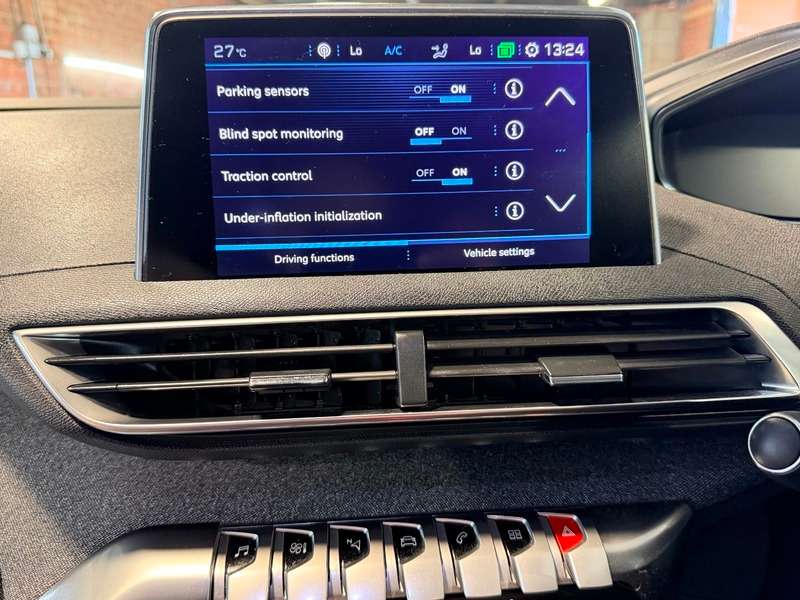 2018 PEUGEOT 3008 2018 PEUGEOT 3008