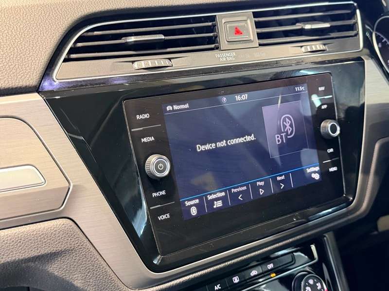 2018 VOLKSWAGEN TOURAN 2018 VOLKSWAGEN TOURAN