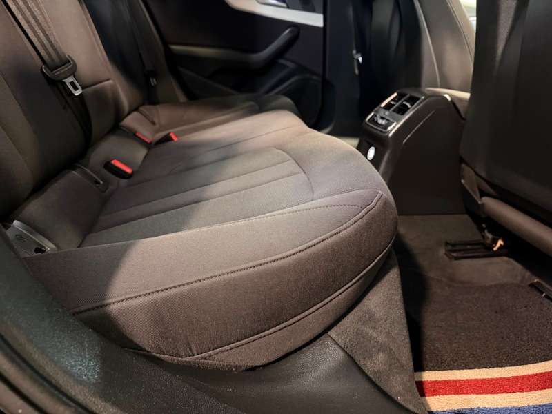 2016 AUDI A4 2016 AUDI A4