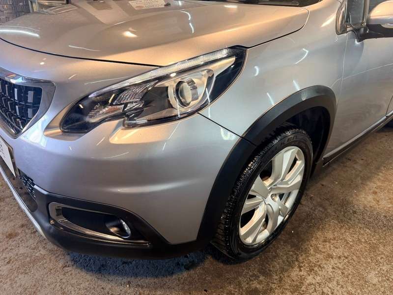 2017 PEUGEOT 2008 2017 PEUGEOT 2008