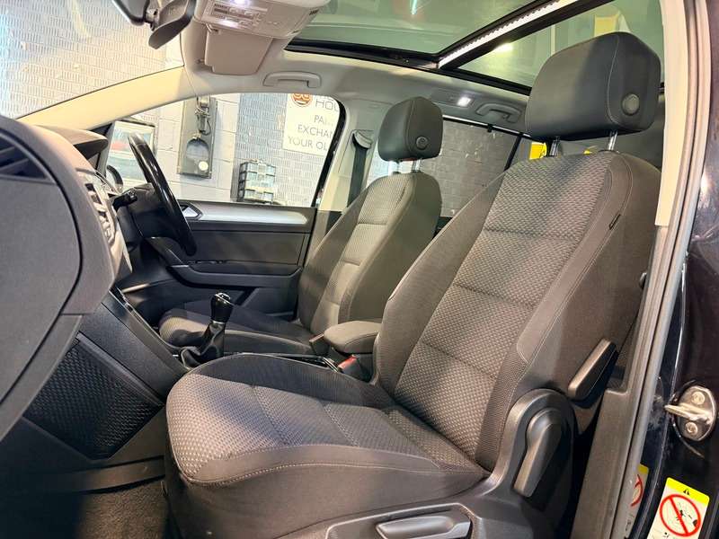 2018 VOLKSWAGEN TOURAN 2018 VOLKSWAGEN TOURAN