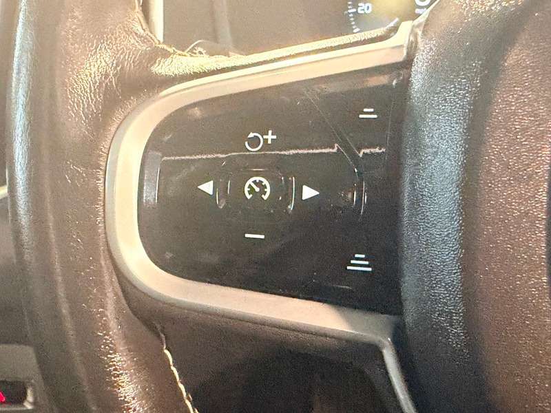 2020 VOLVO XC90 2020 VOLVO XC90