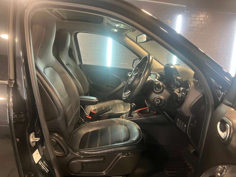 2021 SMART FORFOUR 2021 SMART FORFOUR