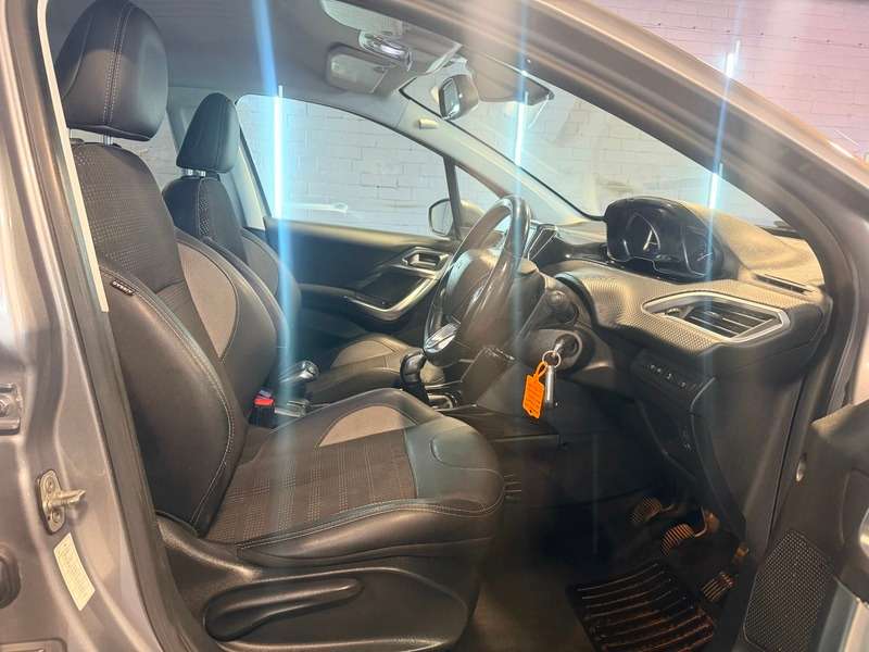 2017 PEUGEOT 2008 2017 PEUGEOT 2008