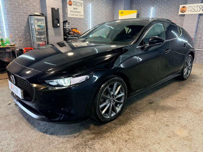 A 2022 MAZDA 3 2.0 e-SKYACTIV-G MHEV Sport Lux Euro 6 (s/s) A 2022 MAZDA 3 2.0 e-SKYACTIV-G MHEV Sport Lux Euro 6 (s/s)