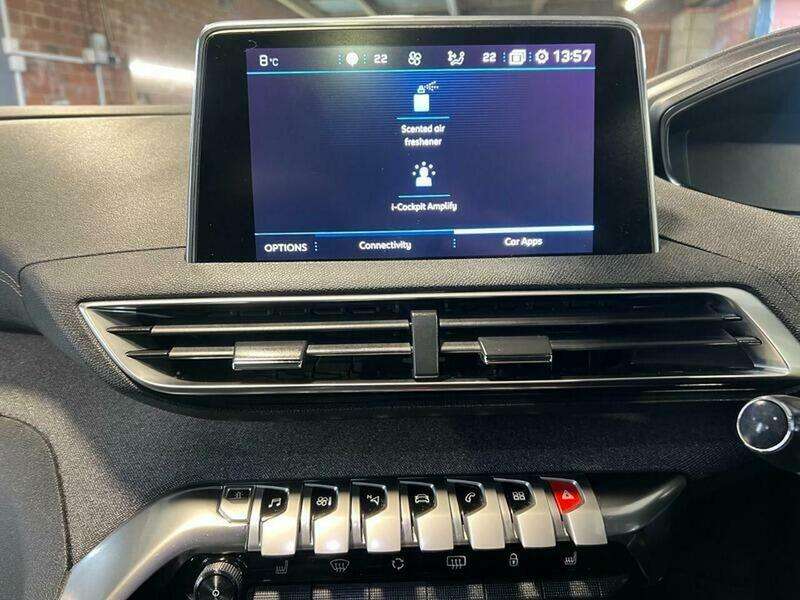 2019 PEUGEOT 3008 2019 PEUGEOT 3008