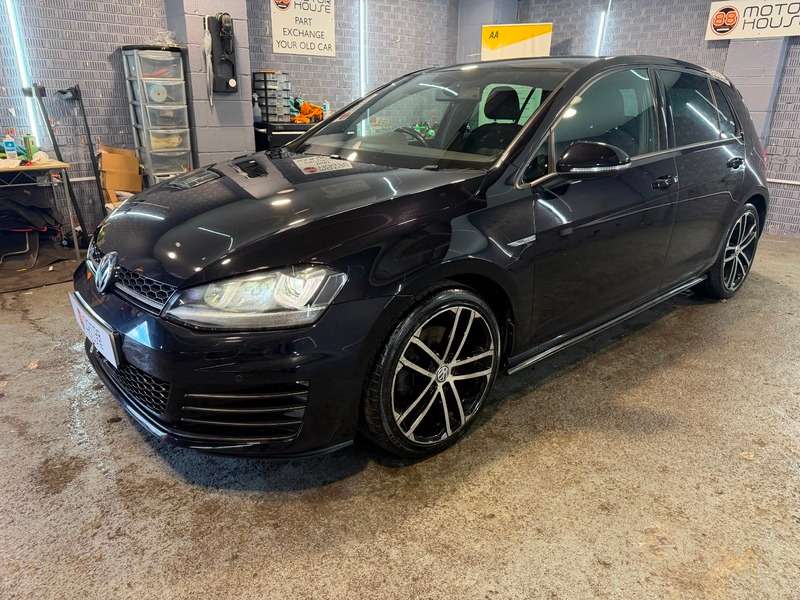 A 2016 VOLKSWAGEN GOLF GTD A 2016 VOLKSWAGEN GOLF GTD