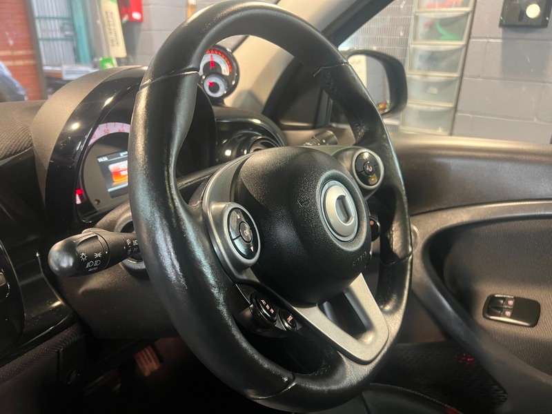 2021 SMART FORFOUR 2021 SMART FORFOUR