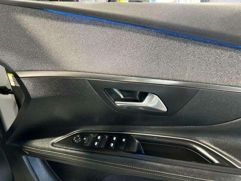 2019 PEUGEOT 3008 2019 PEUGEOT 3008