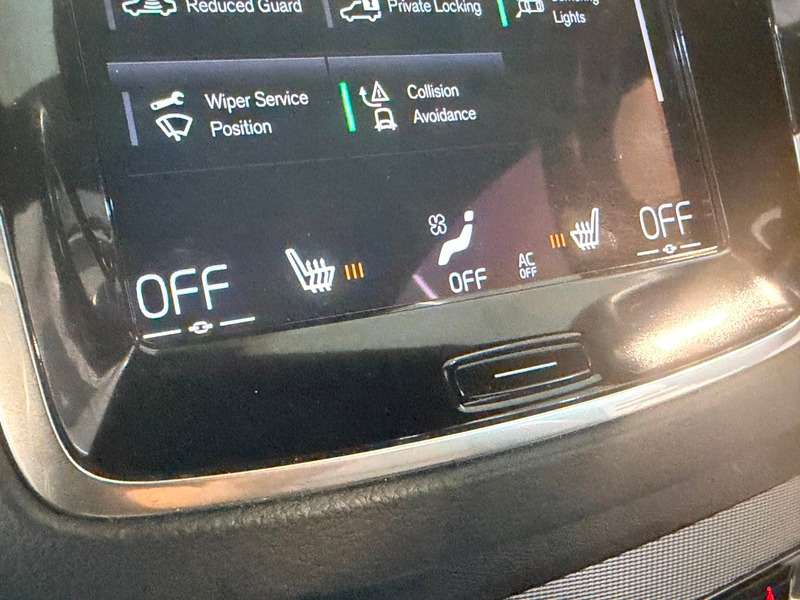 2020 VOLVO XC90 2020 VOLVO XC90