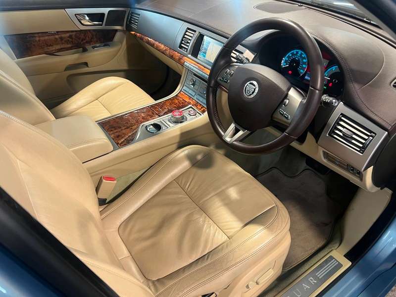 2009 JAGUAR XF 2009 JAGUAR XF