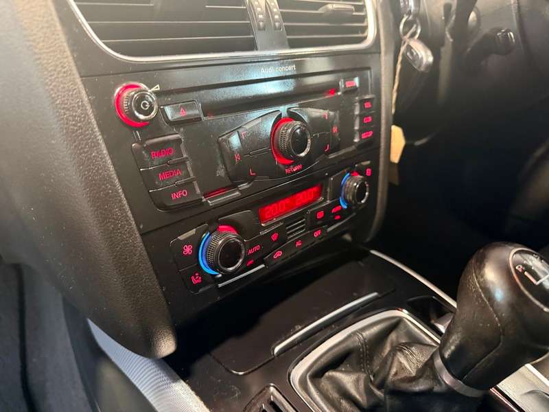 2010 AUDI A4 2010 AUDI A4