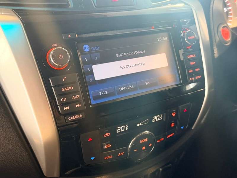 2016 NISSAN NAVARA 2016 NISSAN NAVARA