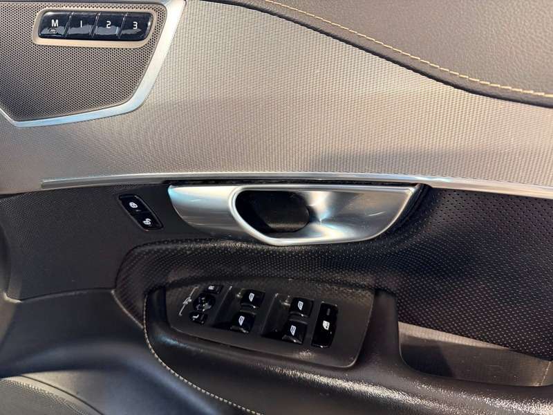 2018 VOLVO XC90 2018 VOLVO XC90