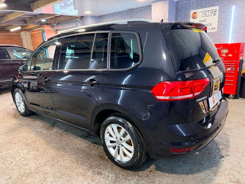 2018 VOLKSWAGEN TOURAN 2018 VOLKSWAGEN TOURAN