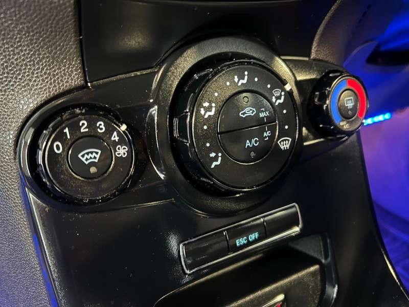 2014 FORD FIESTA 2014 FORD FIESTA