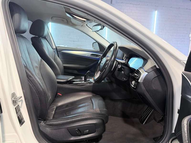 2020 BMW 5 SERIES 2020 BMW 5 SERIES