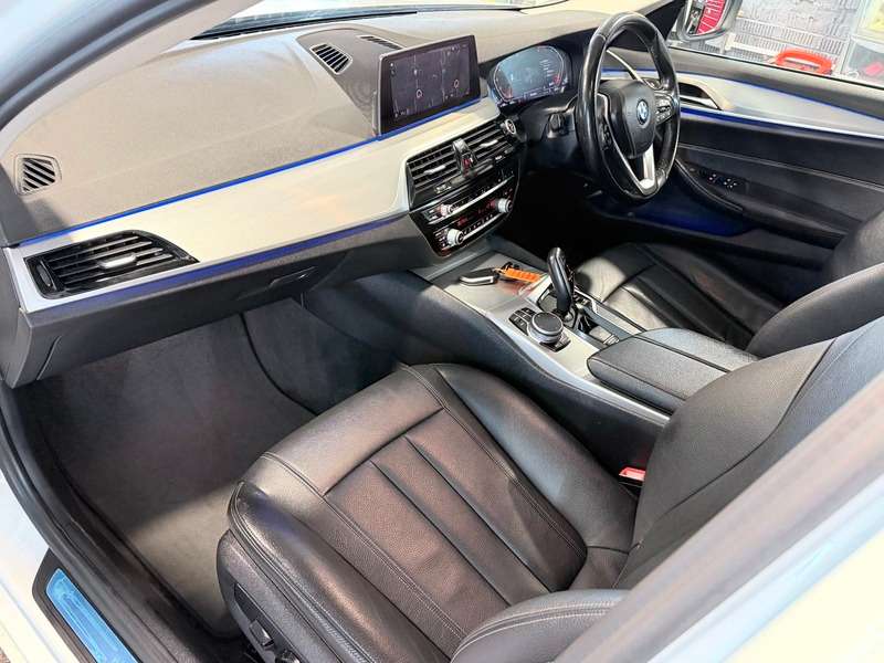 2020 BMW 5 SERIES 2020 BMW 5 SERIES
