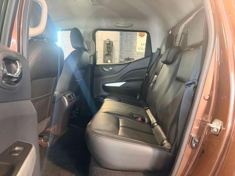 2016 NISSAN NAVARA 2016 NISSAN NAVARA