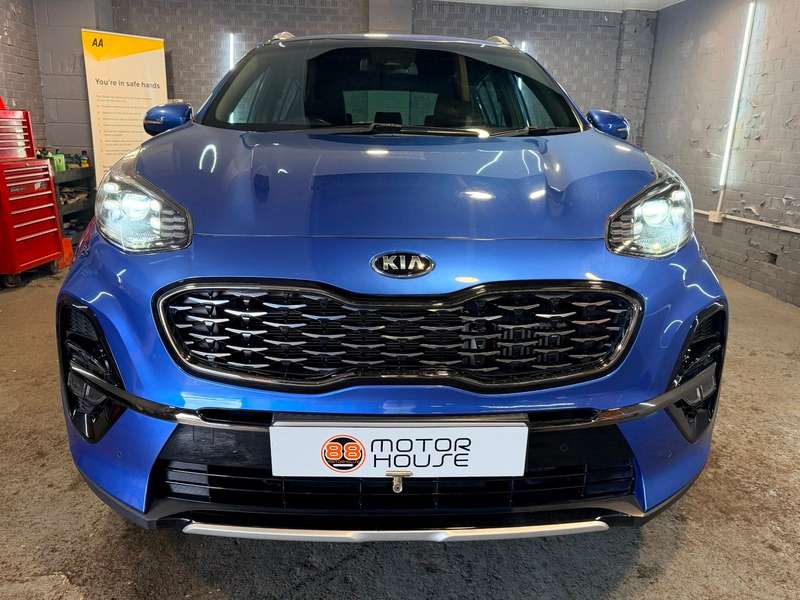 A 2019 KIA SPORTAGE 1.6 CRDi EcoDynamics+ GT-Line Diesel Hybrid DCT AWD Euro 6 (s/s) A 2019 KIA SPORTAGE 1.6 CRDi EcoDynamics+ GT-Line Diesel Hybrid DCT AWD Euro 6 (s/s)