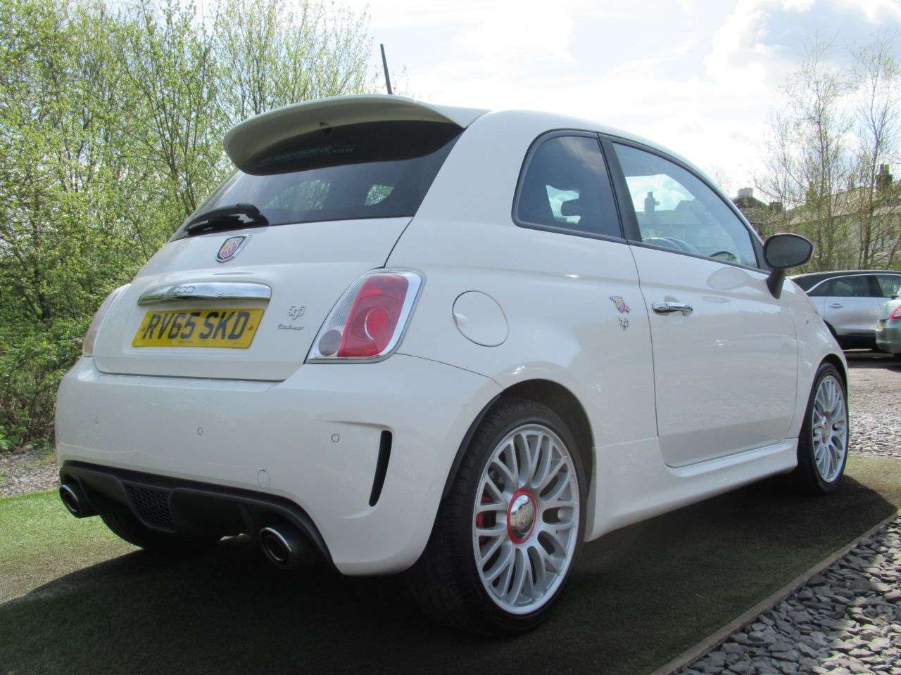 2015 ABARTH 595 2015 ABARTH 595