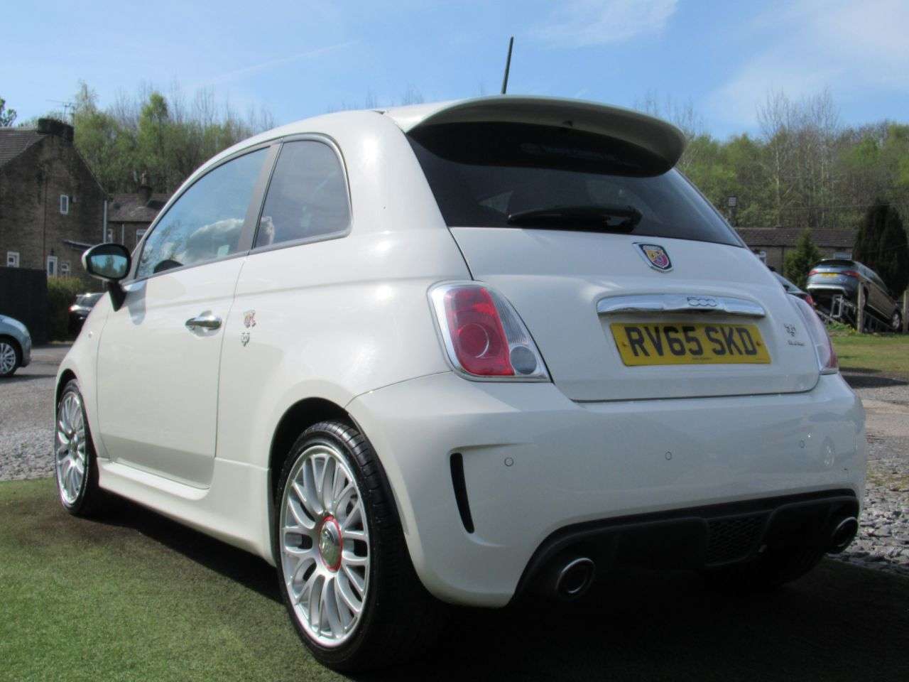 2015 ABARTH 595 2015 ABARTH 595