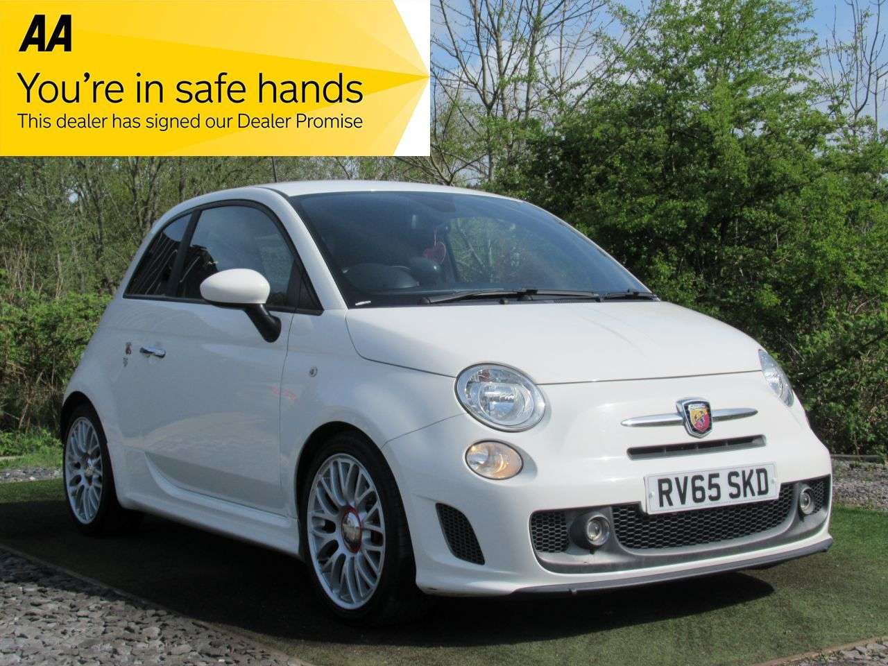 2015 ABARTH 595 2015 ABARTH 595