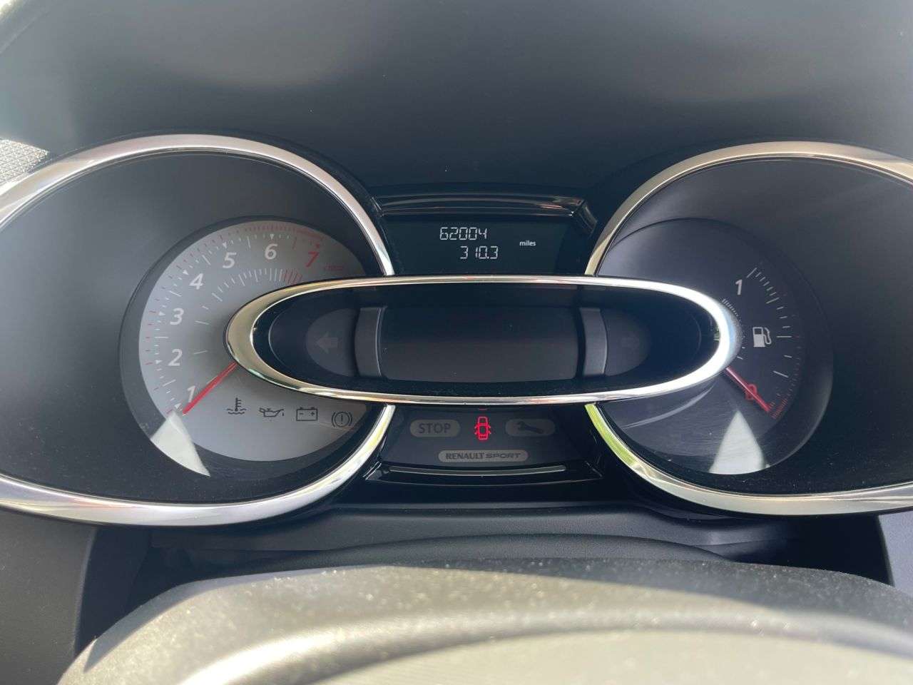 2013 RENAULT CLIO 2013 RENAULT CLIO