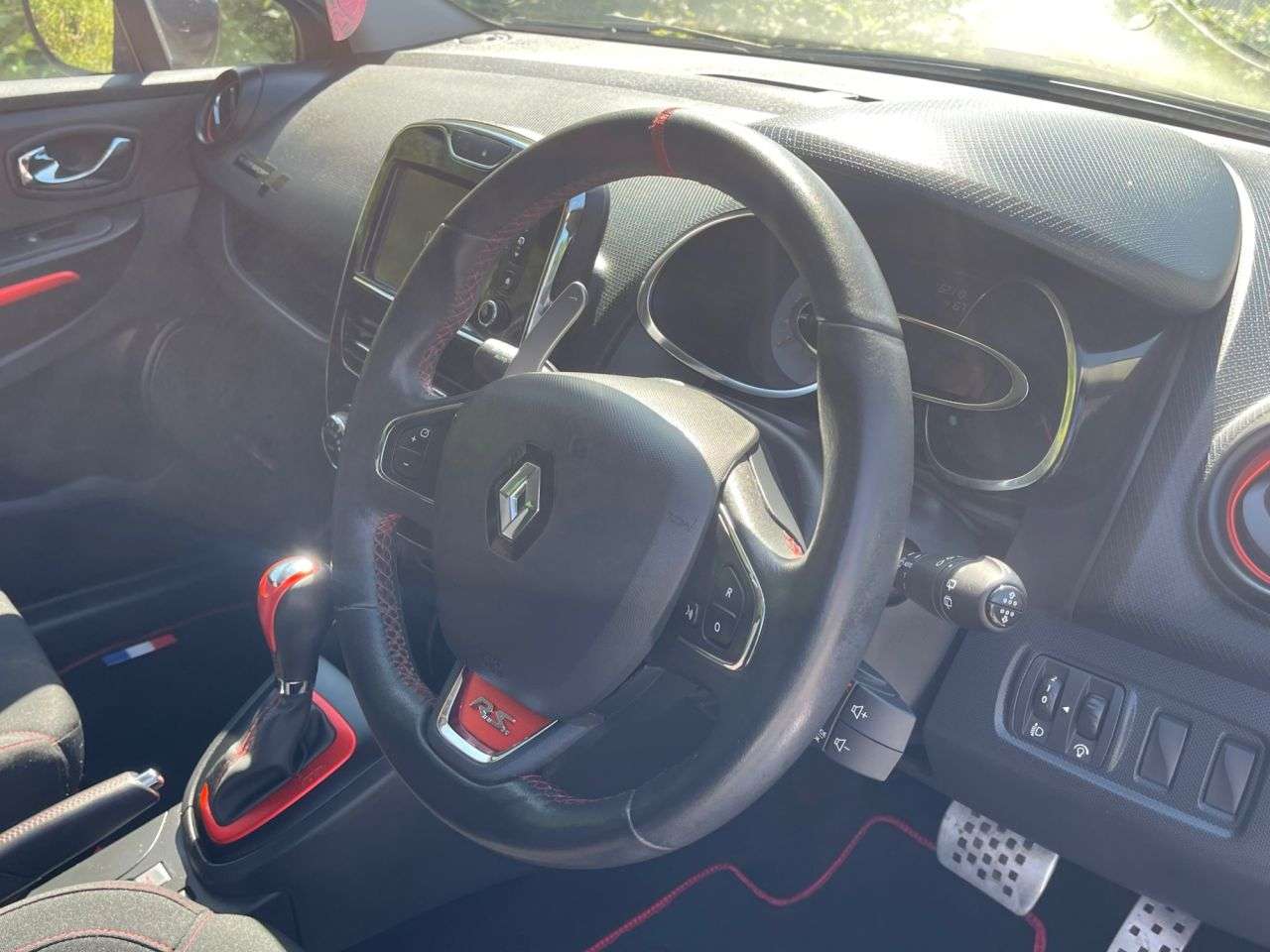 2013 RENAULT CLIO 2013 RENAULT CLIO