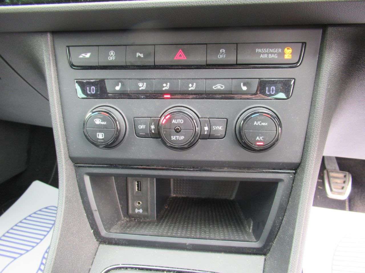 2016 SEAT LEON 2016 SEAT LEON