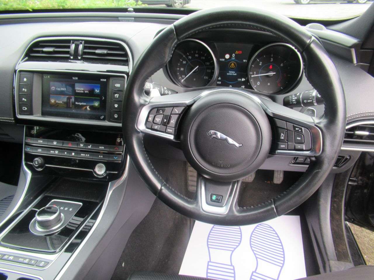 2017 JAGUAR XE 2017 JAGUAR XE