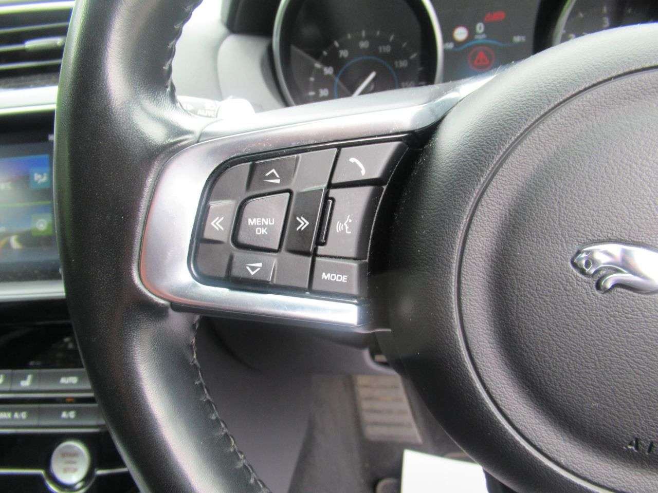 2017 JAGUAR XE 2017 JAGUAR XE