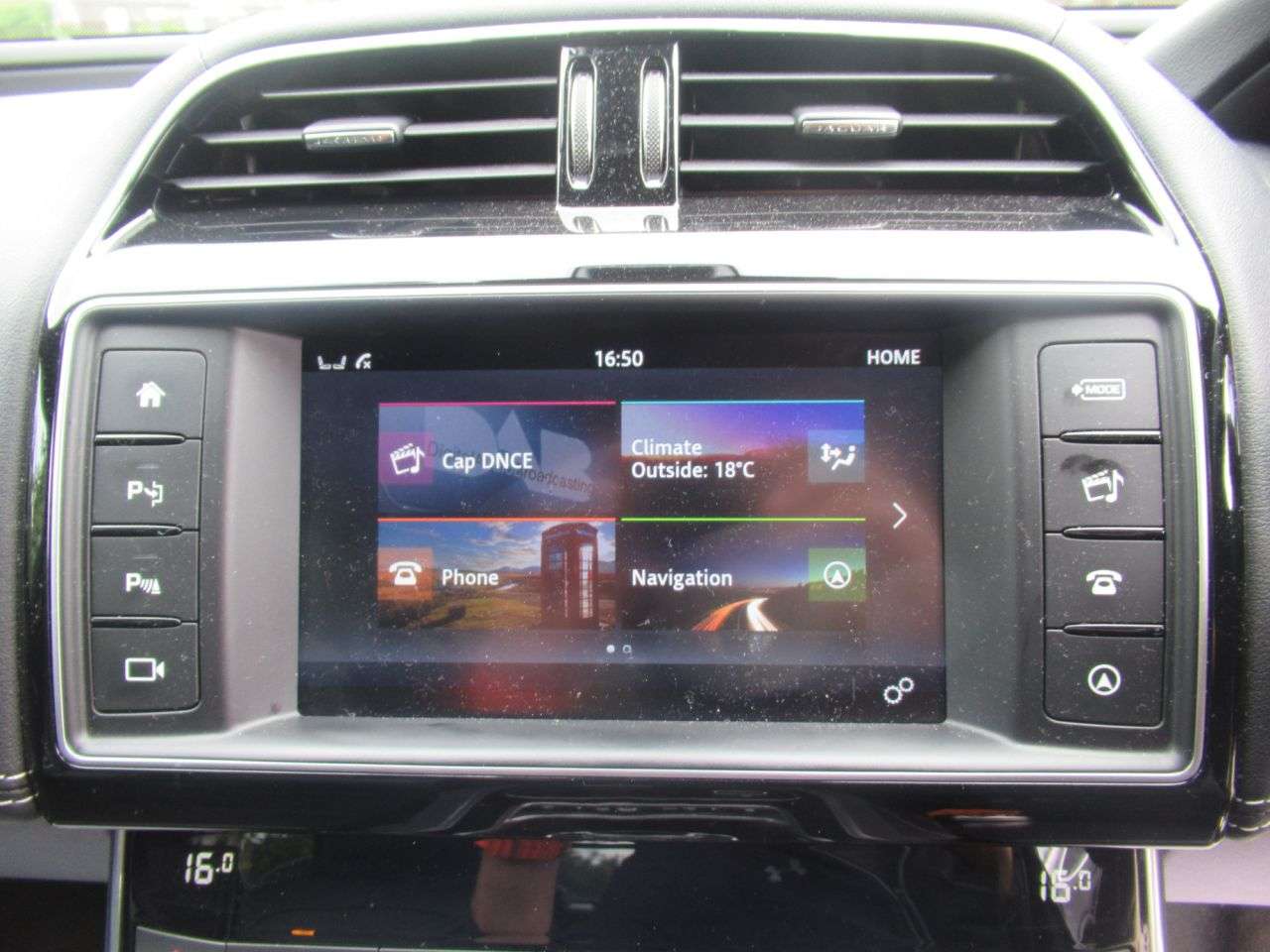 2017 JAGUAR XE 2017 JAGUAR XE